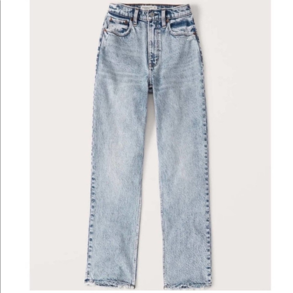Abercrombie & Fitch - The 90s Straight Ultra High Rise - 27 Long